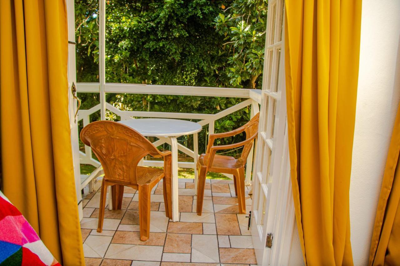 E 20 Mystic Ridge Ocho Rios Apartment Exterior foto